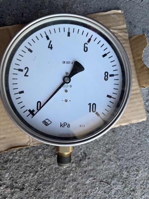 Zestaw manometrów 7 sztuk manometry gazowe