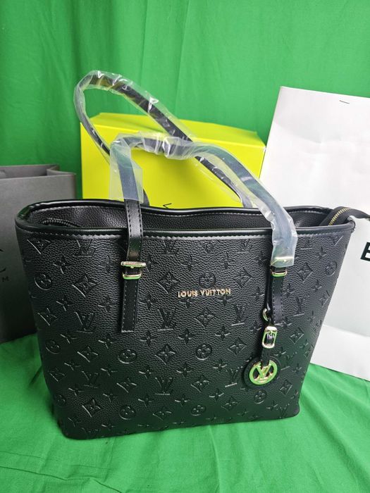 Torebka Louis Vuitton JET SET czarna na ramię skórzana male LV