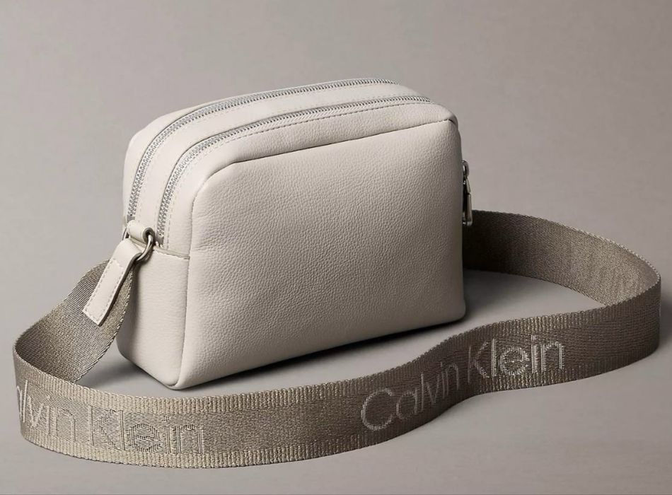 Кросбоді, сумка жіноча від Calvin Klein