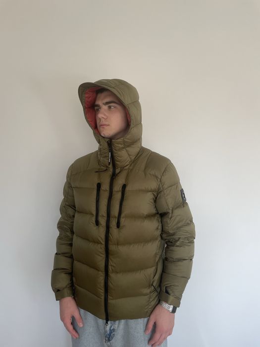 Пуховик від бренду Marshall Artist