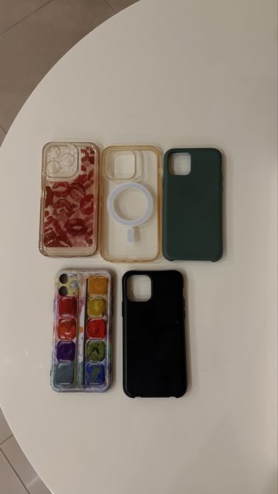 Чохол на iPhone