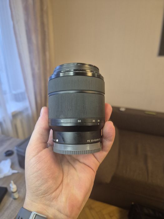 Терміново Sony FE 28–70mm f/3.5–5.6 OSS, SEL2870