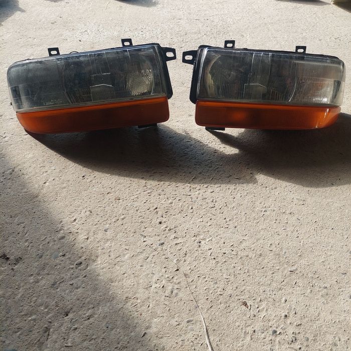 Фари передні рено майстер..