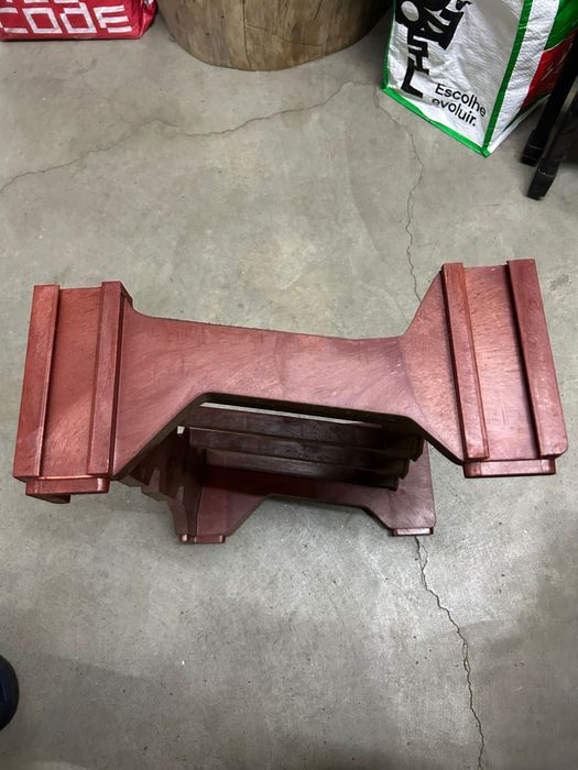 Garrafeira de montar