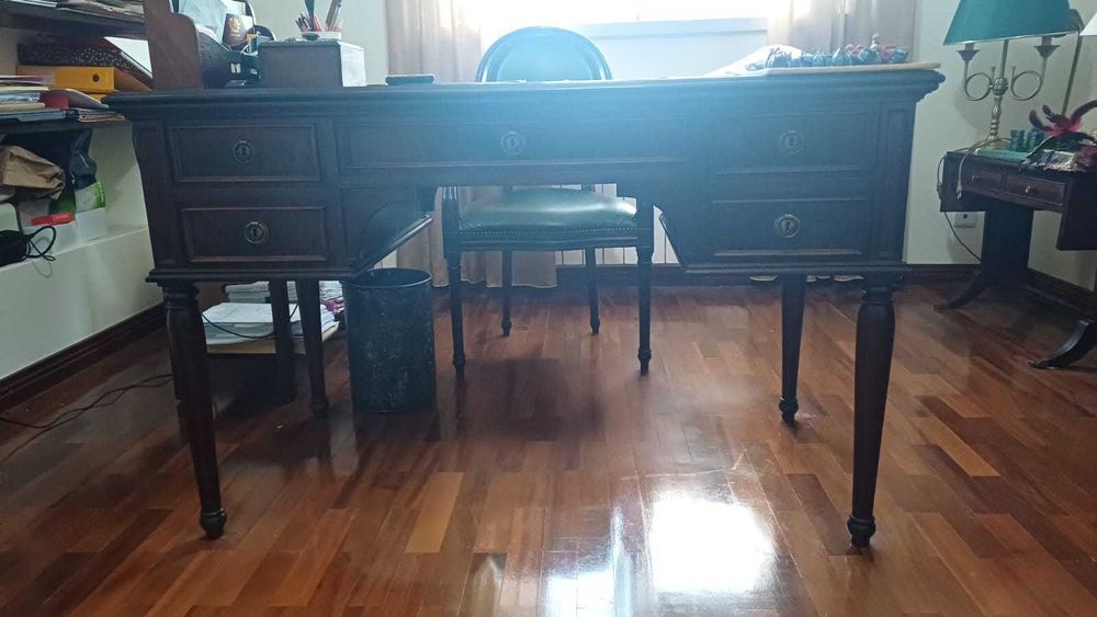 Escritório estilo inglês completo