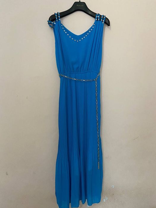 Сукня на випускний