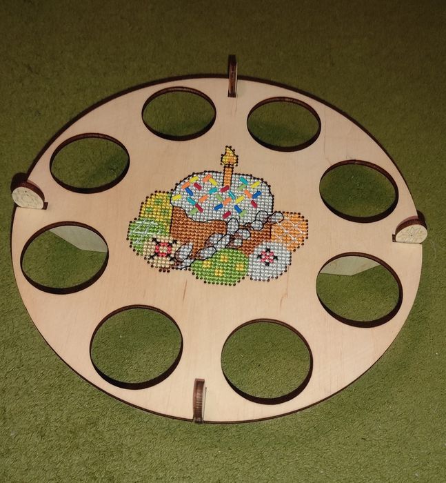 Підставка для пасхальних яєць