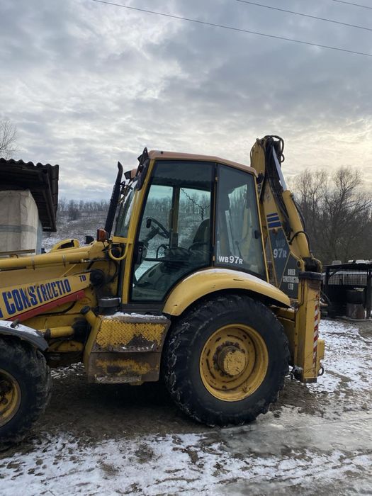 Экскаватор-погрузчик Komatsu WB97R-2 2002 г. 4x4, в рабочем состоянии