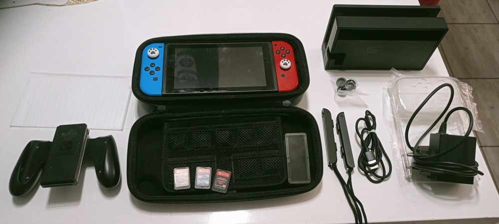 Nitendo switch zestaw z grami