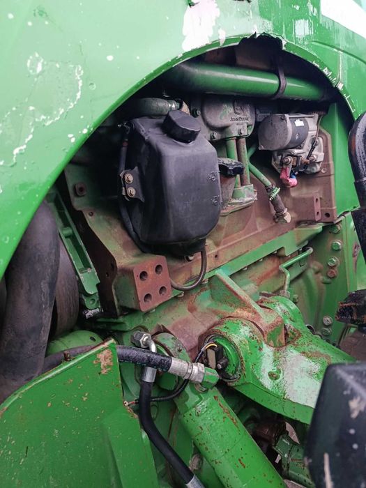 Трактор John Deere 8430