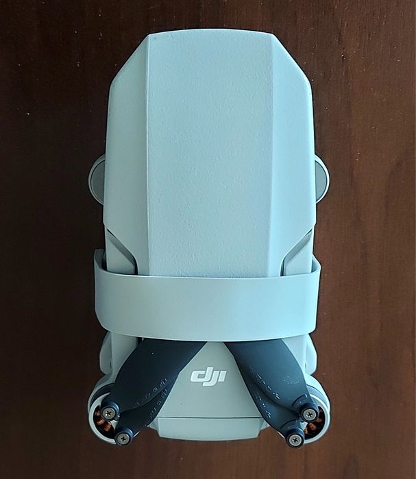 Sprzedam drona DJI Mini 2