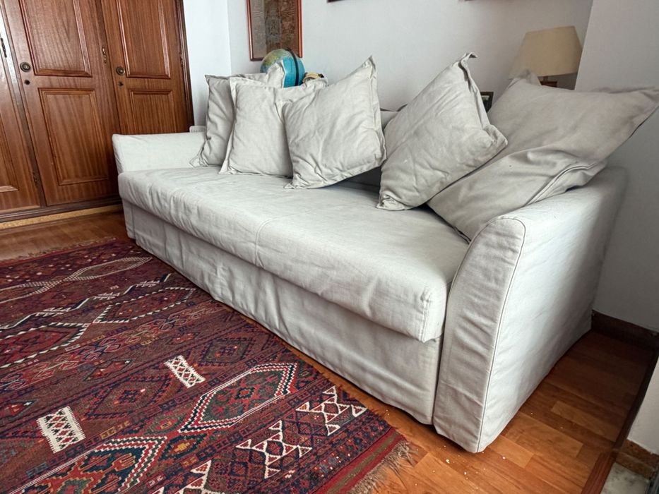 Sofá-cama IKEA HOLMSUND 3 lugares — 250€