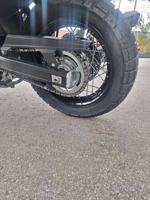 Suzuki DL 650 XT V-STROM