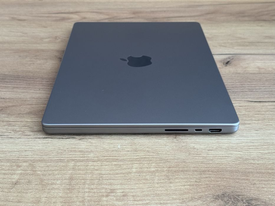 MacBook Pro 14” M1 Pro 2021 16 / 512 ГБ Space Gray #237