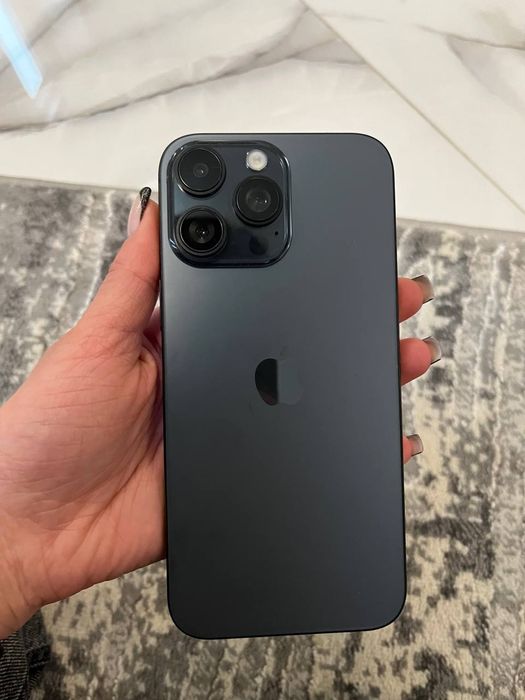 Продам айфон 16 Pro max