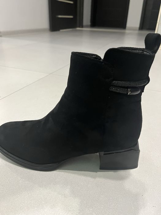 Filippo Botki skórzane z aplikacją