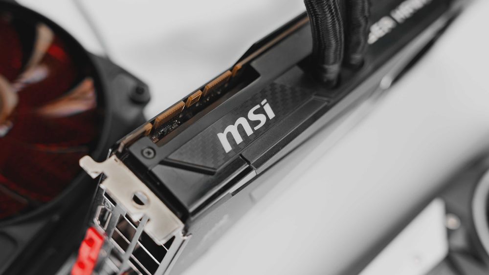 GTX 1080 на воді (msi sea hawk)