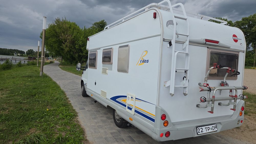Piękny Kamper Bürstner