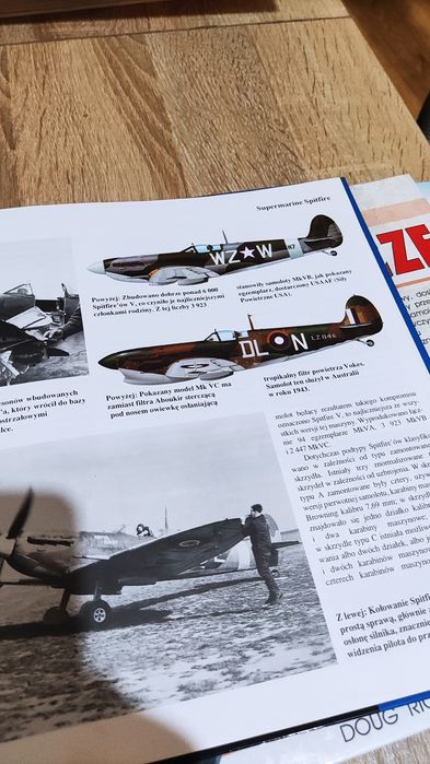 Zestaw książek o samolotach B2 spitfore apache