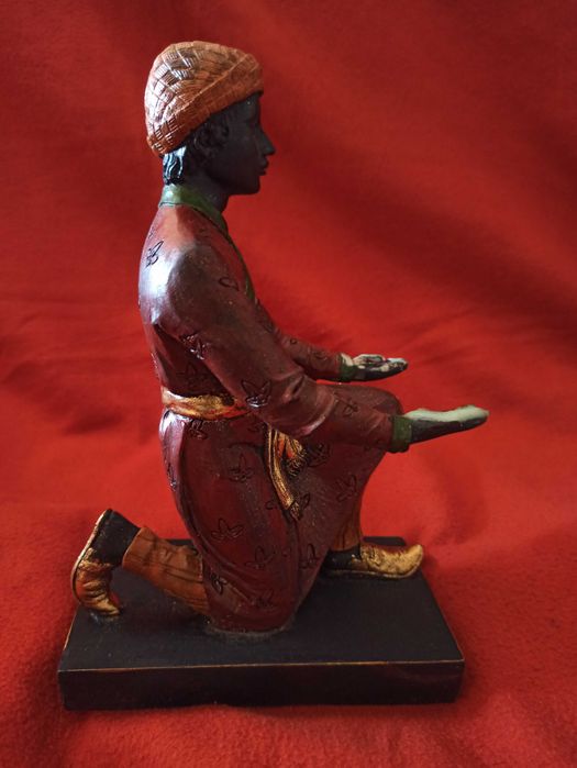 Peça decorativa pretinho