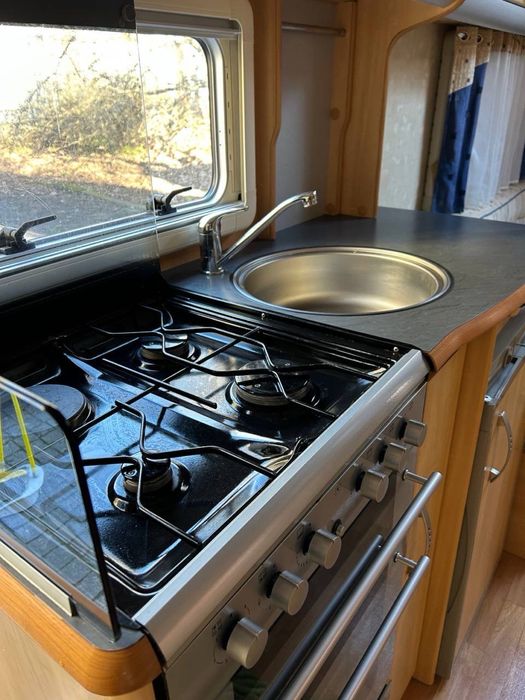 Кемпер караван причіп дача