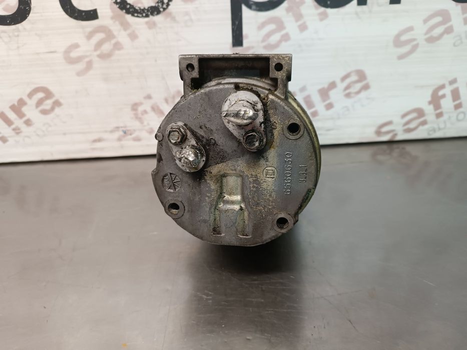 Compressor Ar Condicionado RENAULT MASTER II Autocarro 2.5 dCi (JD01, JD02, JD11, JD12, JD1W) (88 kW / 120 cv) [06.2006 - 01.2010] G9U 650 - 2.5 dCi (