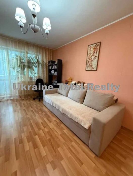 ОБОЛОНЬ! 2 кімнатна квартира біля метро! Вулиця Озерна 14