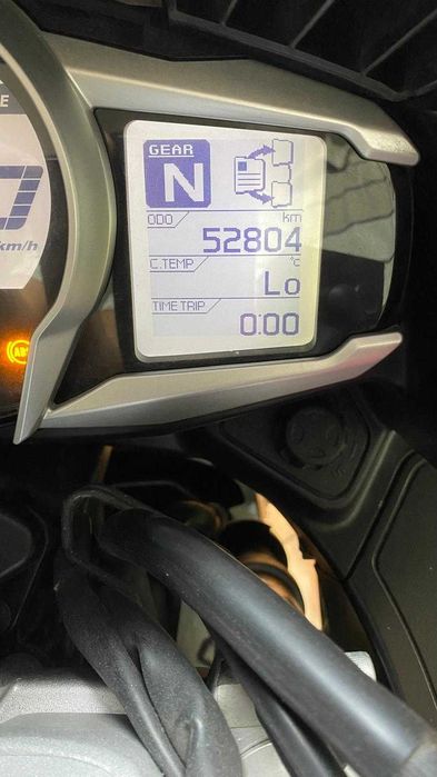 Yamaha FJR 1300 (2013) – 52.000 km – Full Extras – Oportunidade