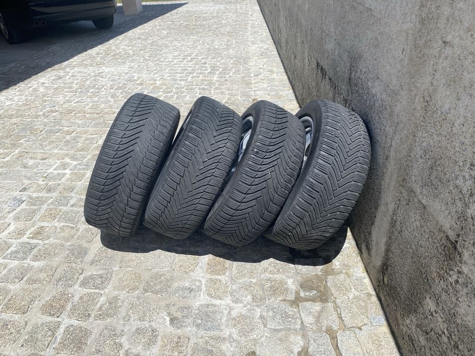 Jantes AUDI de origem com pneus usados