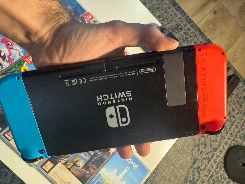 Konsola Nintendo Switch + 10 gier! + dodatkowe Joy-Cony + microSD 64GB