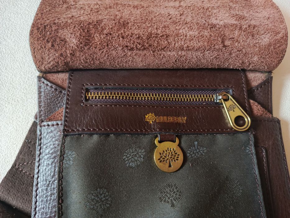 Сумка кожаная бренда MULBERRY .