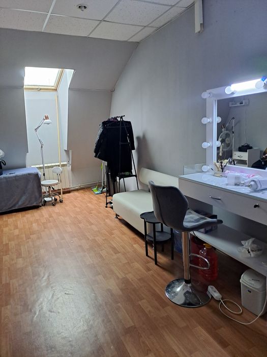 Оренда кушетки в студії