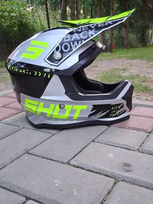 Witam sprzedam kask na cross SHOT