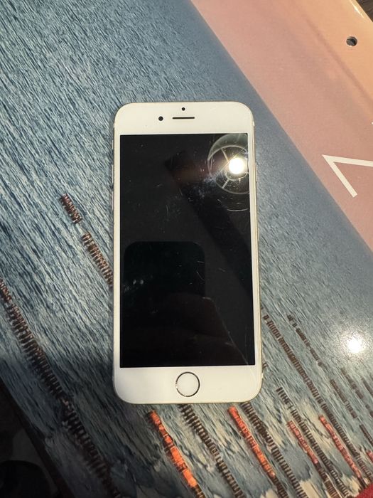 Iphone 6s zablokowany