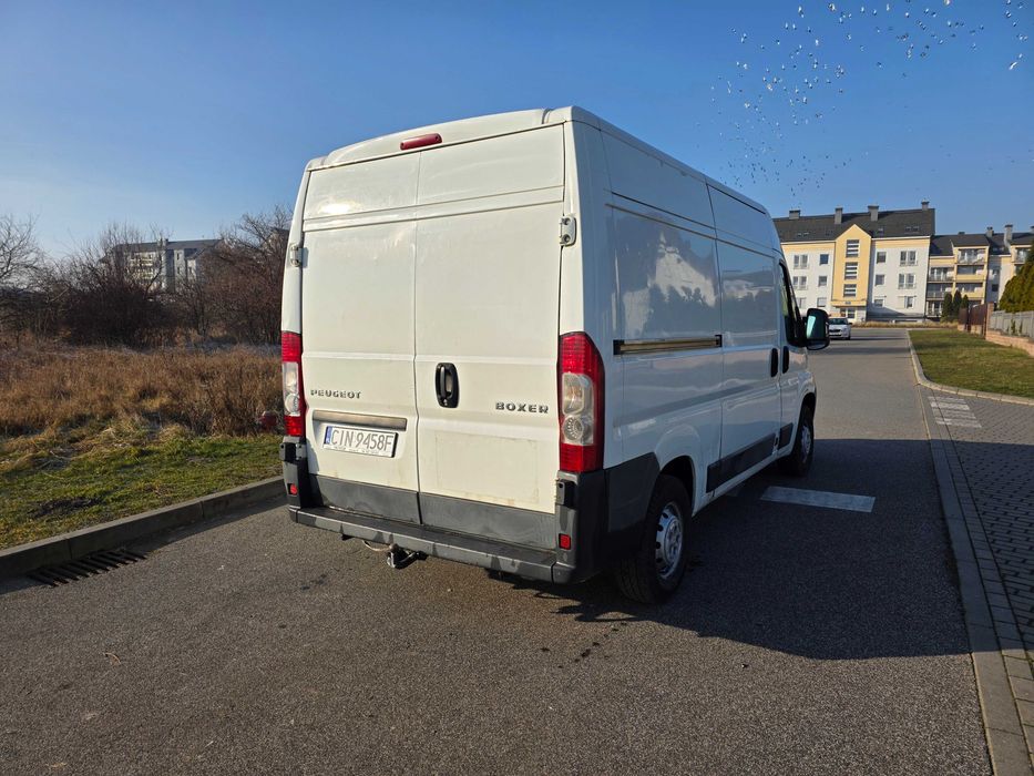 Wynajem Busa Dostawczego L2H2 Peugeot Boxer Inowrocław Przeprowadzki Transport