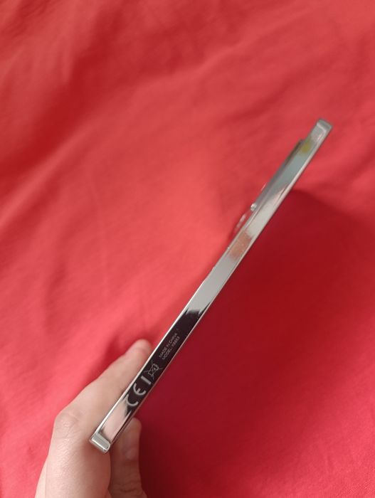 Smartfon Infinix Note 40 + ładowarka indukcyjna Racing Grey