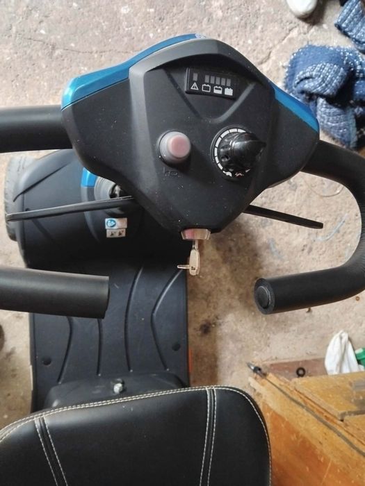 Scooter Elétrica de Mobilidade Invacare Colibri – 4 Rodas