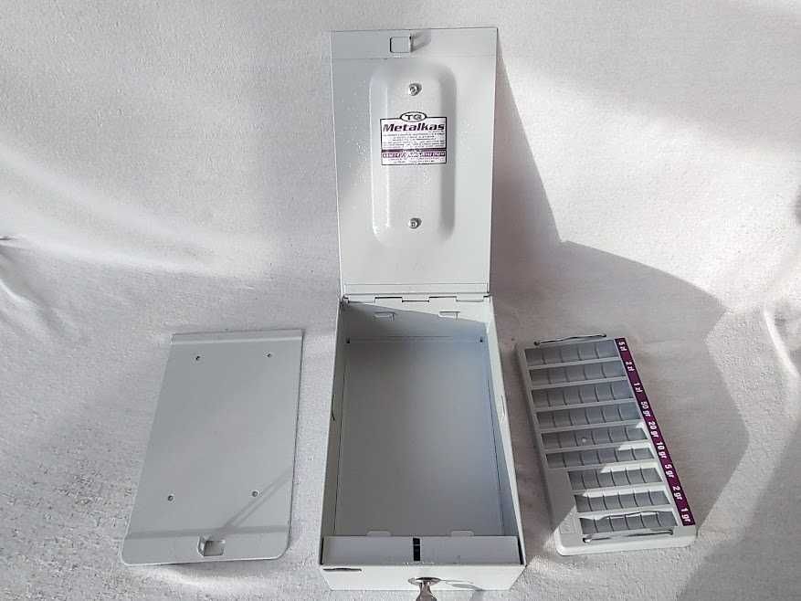 Kasetka metalowa sejf kasa szuflada MG-5P brązowa czerwona