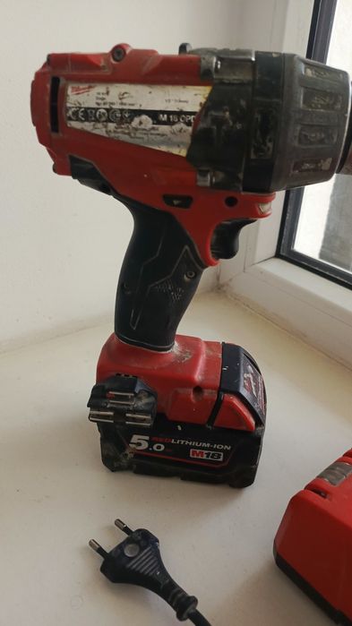 milwaukee шуруповерт ударный m18