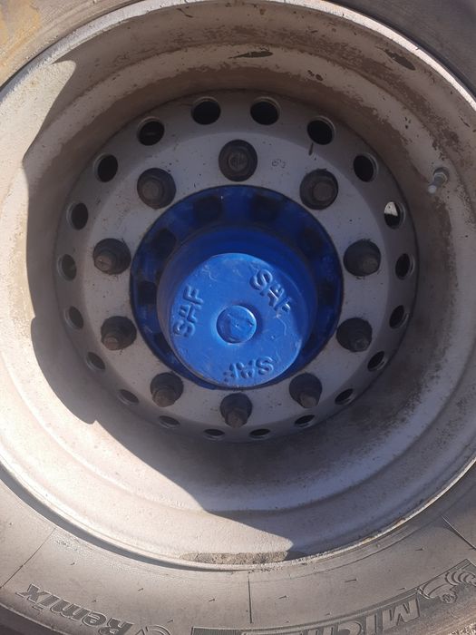 Самоскид-контейнеровоз 60куб