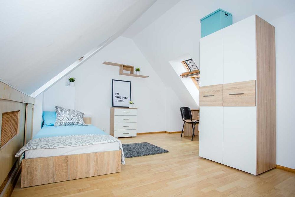 Pokój jednoosobowy ul. Pod Strzechą 4/ Metro KABATY/597