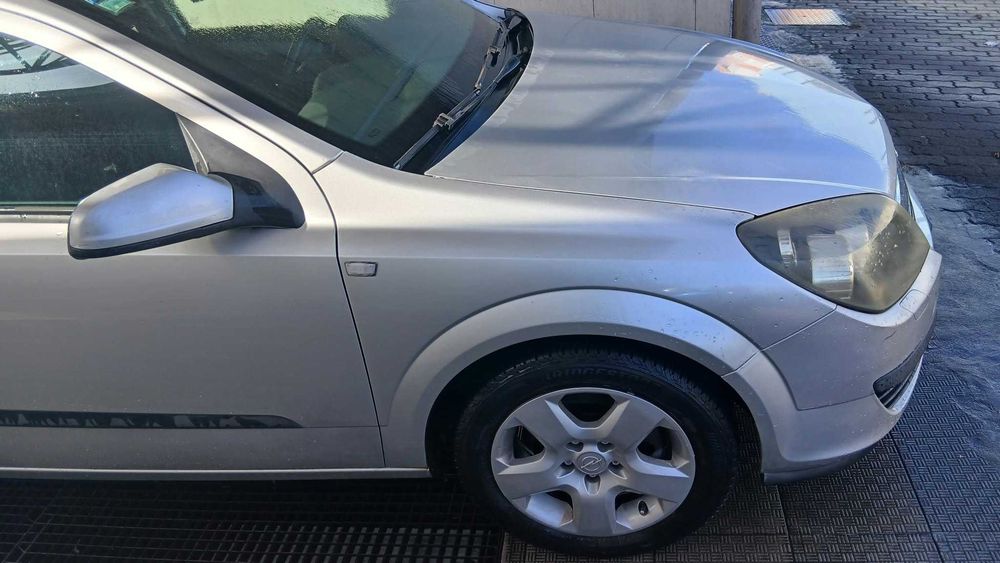 Vendo ou troco pcx ou nmax , Opel Astra H 5p (2004) – Bem Estimado e Económico
