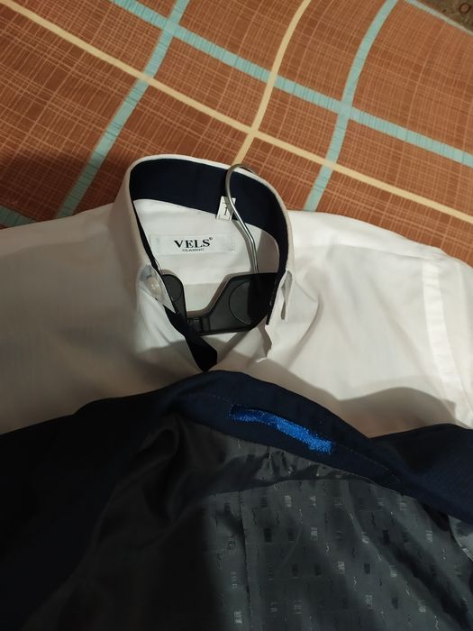 Шкільний костюм з білою сорочкоюVels, для першокласника