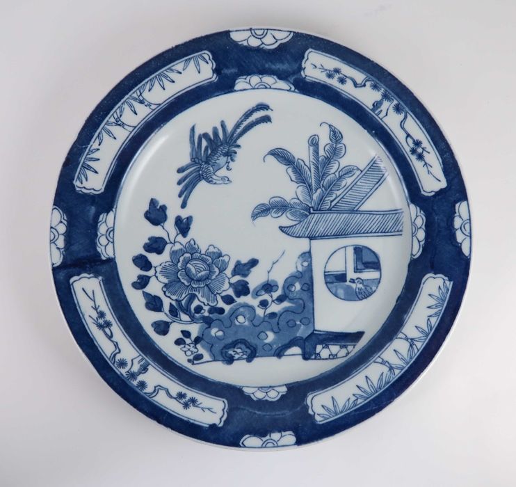 Pratos porcelana chinesa "Cuco na casa", CADA