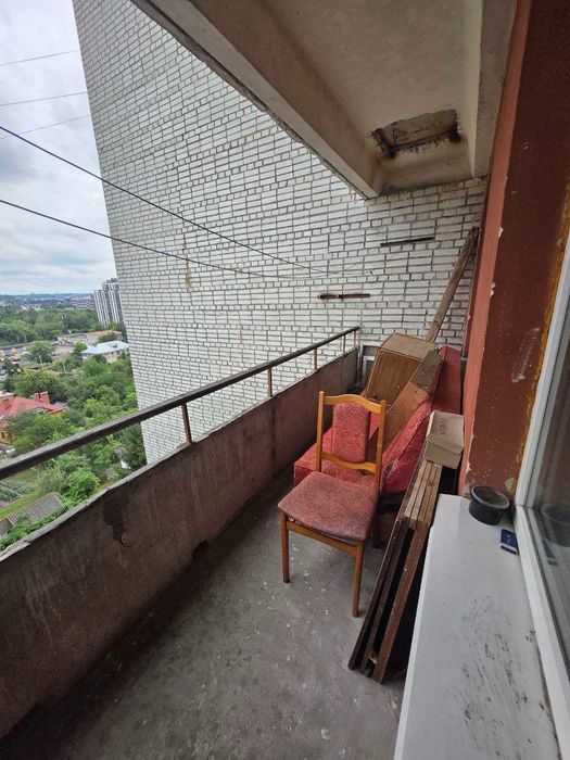 Продаж 4 кімнатної квартири вул Паньківського (район Мазепи )