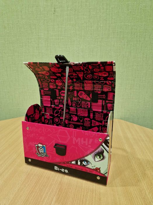 Kuferek dla dziewczynki MONSTER HIGH