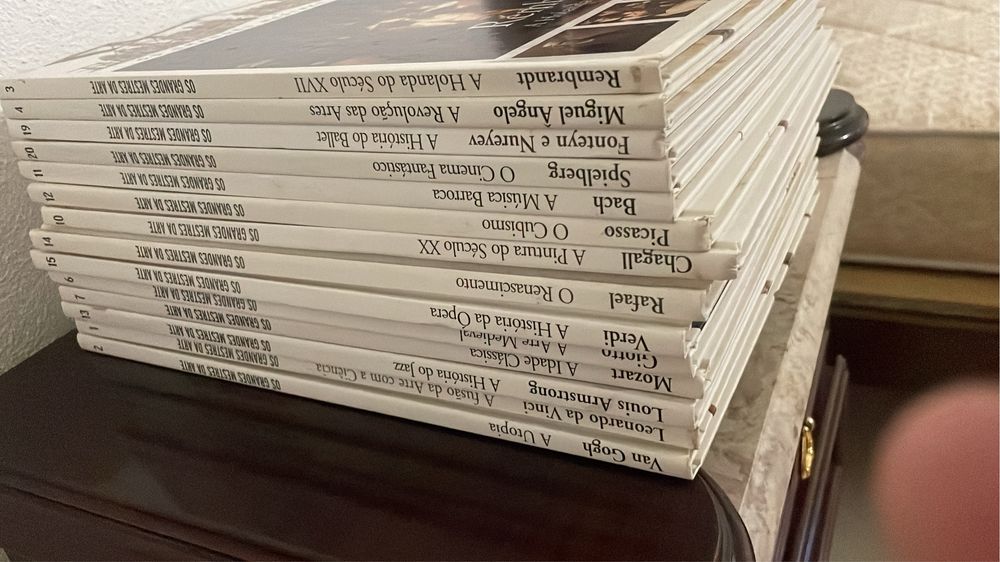 Livros em segunda mao de todo o tipo de assunto