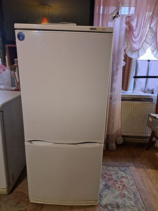 Холодильник б. у.