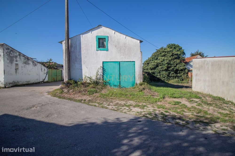 Casa Típica para reconstruir no Pincho – Figueira da Foz