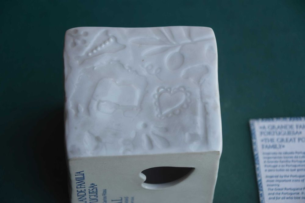 Cubo loiça biscuit "Grande Família Portuguesa